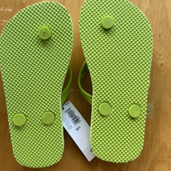 flip flops - Picture 3 of 3